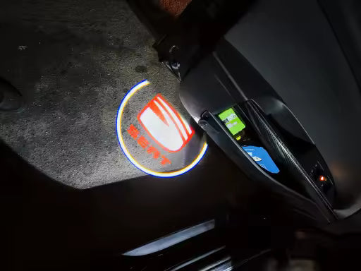Bezdrátové LED podsvícení do dveří